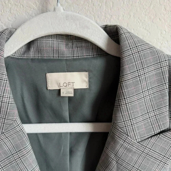 LOFT Plaid Blazer Jacket Women’s Size 6 Gray Pink 2 Button Career Casual - Picture 6 of 9